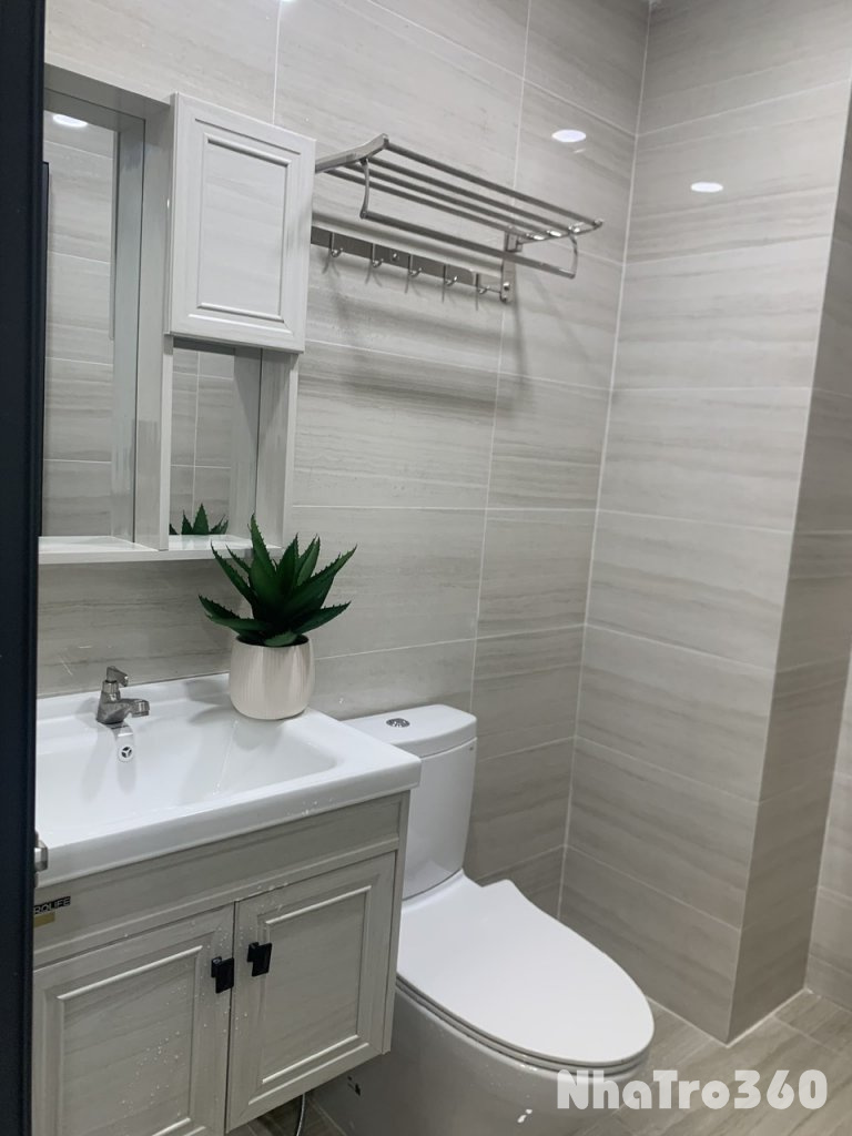 Cho thuê căn hộ Q1, Đường Hồ Hảo Hớn, gần ĐH Văn Lang, Công viên 23/9, Cầu Ông Lãnh