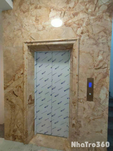 Cho thuê nhà hai mặt tiền,mới, 96m2_ 5T; vỉa hè, Nguyễn Khánh Toàn-30 Tr