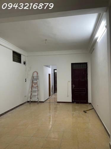 Cho thuê căn hộ 80m2 tầng 3 địa chỉ 125 đê Trần Khát Chân Quận Hai Bà Trưng, giá 6tr/tháng