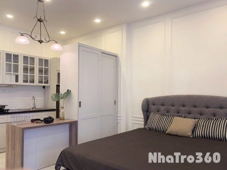 😍Căn Studio Q4 ban công thoáng full nội thất