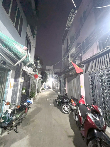 BÁN NHÀ HẺM // NGUYỄN THỊ TẦN GIÁ 1 TỶ 820 TRIỆU (CÓ HỖ TRỢ VAY NGÂN HÀNG)