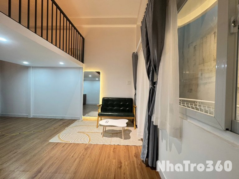 🔥CHO THUÊ CĂN DUPLEX QUẬN 10 BAN CÔNG