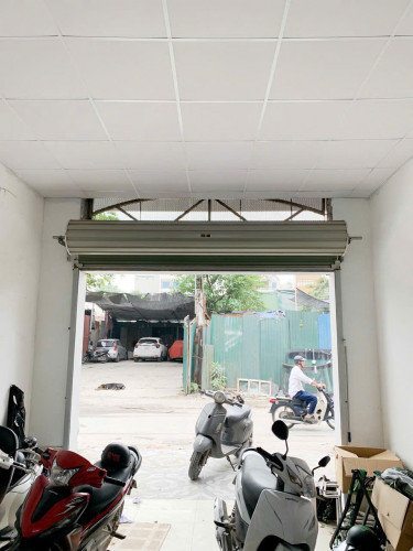 Cho thuê nhà nguyên căn ngõ 1151 Giải Phóng 3 tầng x 4 ngủ, 16 triệu/th