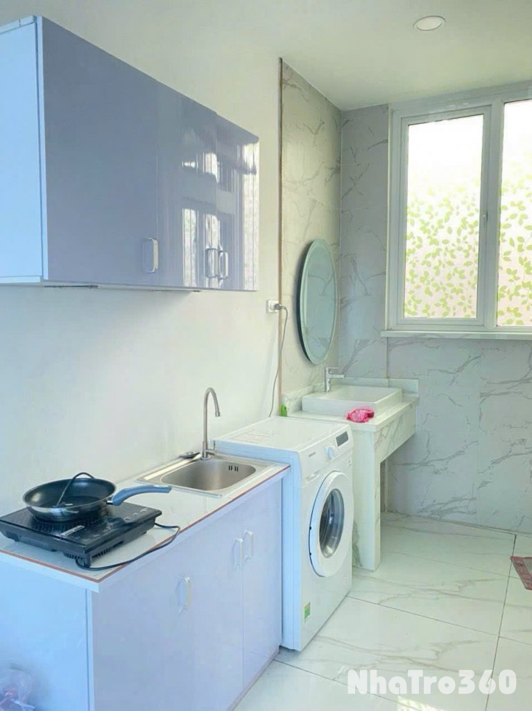 CĂN HỘ BAN CÔNG FULL NỘI THẤT QUẬN 3 GẦN CÔNG VIÊN LÊ VĂN TÁM