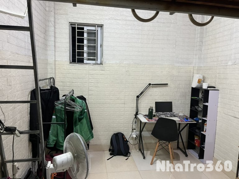 Phòng trọ 63 Xuân thuỷ 2tr8