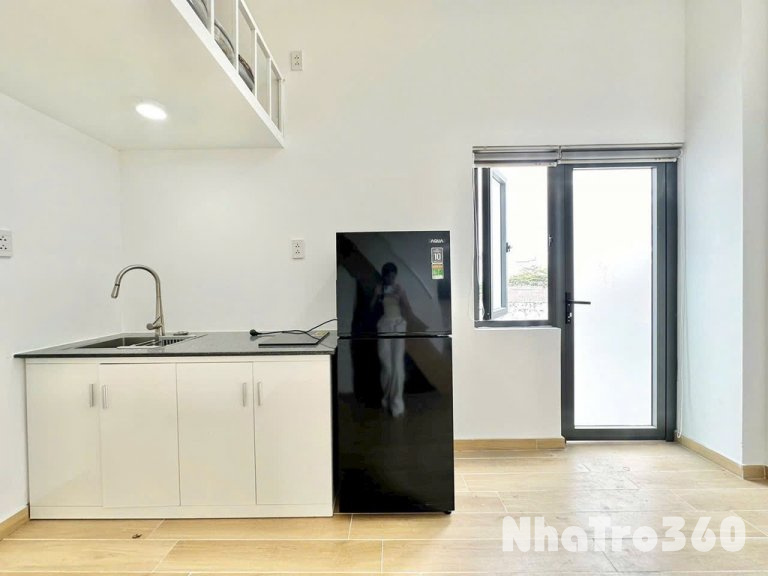 DUPLEX Q1 GÁC CAO Ở ĐƯỢC 4 BẠN FULL NỘI THẤT