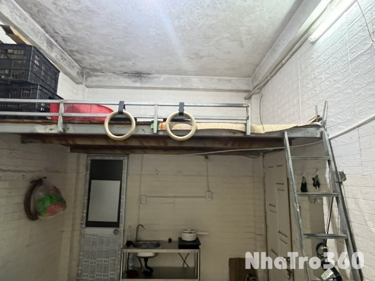 Phòng trọ 63 Xuân thuỷ 2tr8