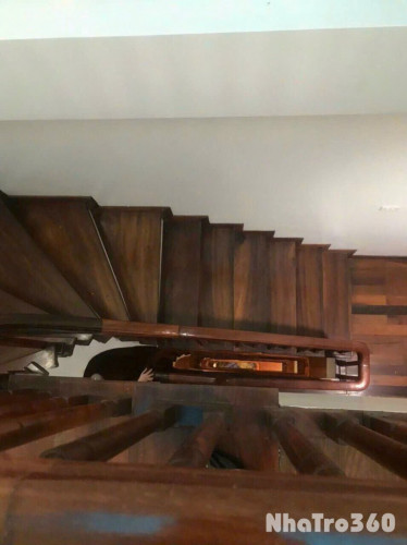 Nhà tôi cho thuê nhà hai cửa đi, mới,vỉa hè, 113m2- 4T, Đào Tấn_46 Tr
