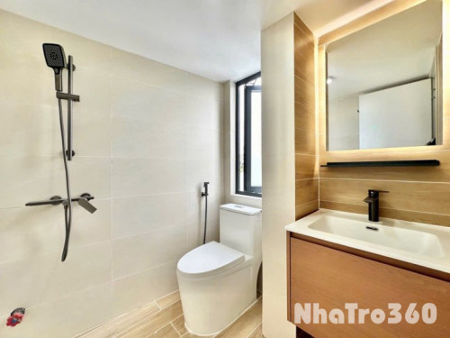 DUPLEX Q1 GÁC CAO Ở ĐƯỢC 4 BẠN FULL NỘI THẤT