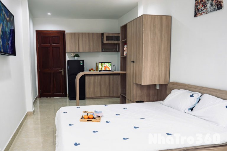 🏡 Cho thuê căn hộ ban công, Q1, đường Thạch Thị Thanh, gần ĐH Y Dược, Chợ Tân Định, Công Viên Lê Văn Tám