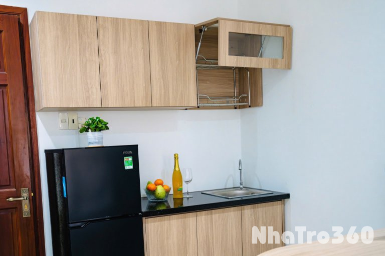 🏡 Cho thuê căn hộ ban công, Q1, đường Thạch Thị Thanh, gần ĐH Y Dược, Chợ Tân Định, Công Viên Lê Văn Tám