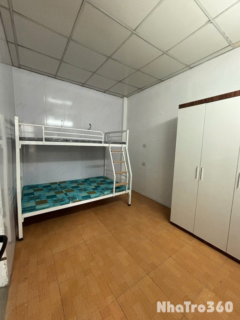 Cho thuê 1n1k Trần Cung giá 4tr2