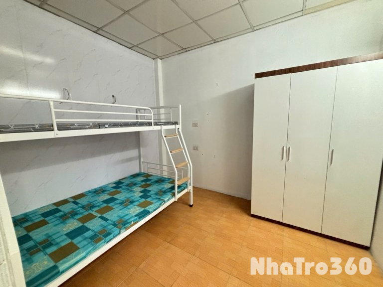 Cho thuê 1n1k Trần Cung giá 4tr2