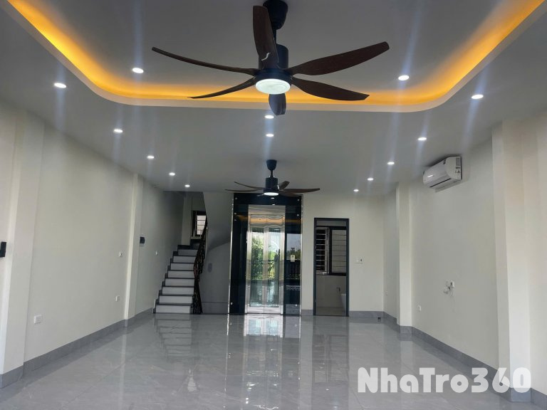 Cho thuê nhà nguyên căn mới Kính Kong Thang Máy Gần KDT Đồng Tàu, 60m2 x 5 tầng, 45tr