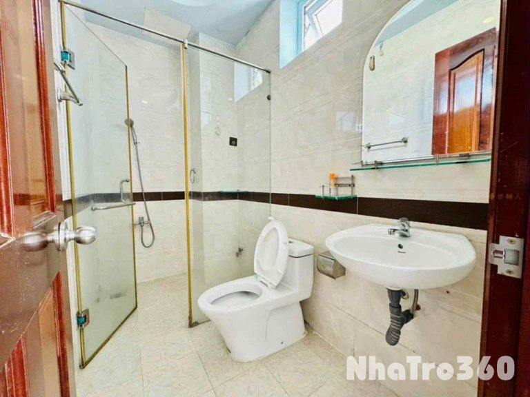 Cho Thuê Phòng Xóm Chiếu Q4 gần ĐH Luật, cầu Calme