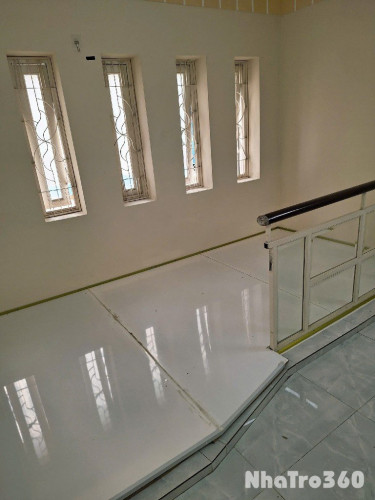 Cho Thuê Phòng Q3.rộng rãi.mới keng.WC riêg.3tr3