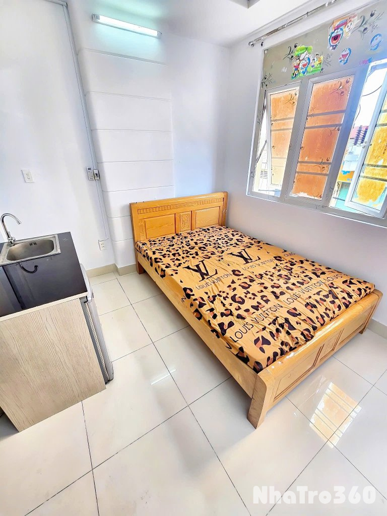 Cho thuê căn hộ Studio Cửa sổ thoáng Q4 gần ĐH Luật, ĐH Nguyễn Tất Thành