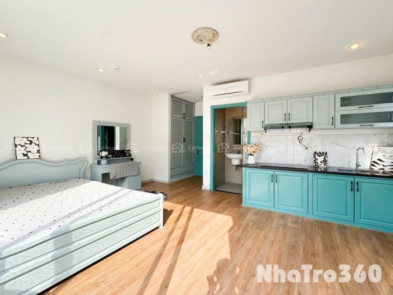 Full nội thất, thang máy, nuôi pet, bancol