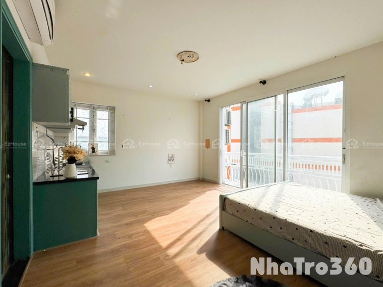 Full nội thất, thang máy, nuôi pet, bancol