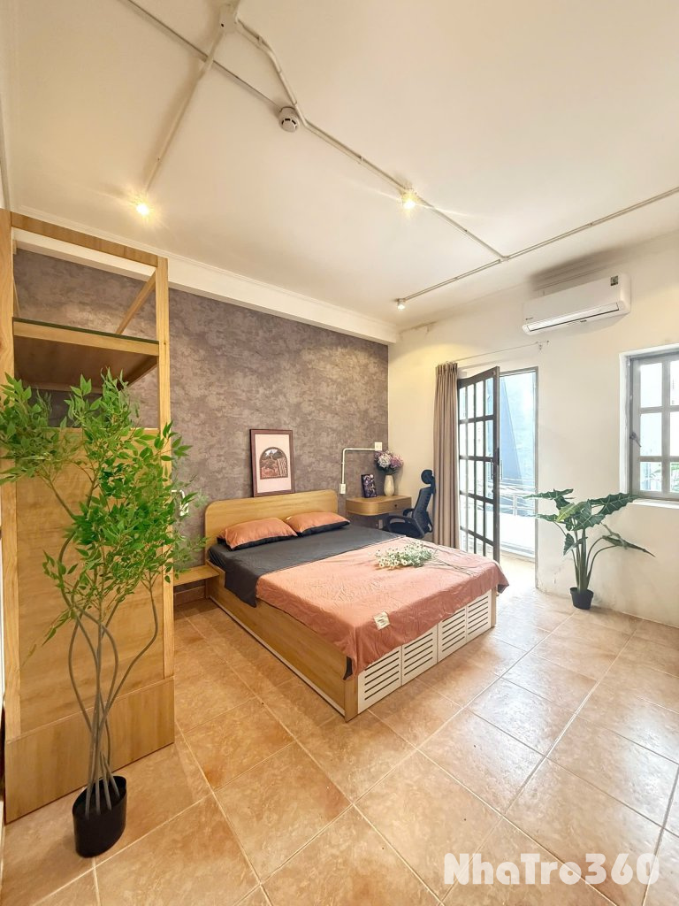 CĂN HỘ BAN CÔNG FULL NỘI THẤT QUẬN 1 GẦN CẦU ĐIỆN BIÊN PHỦ