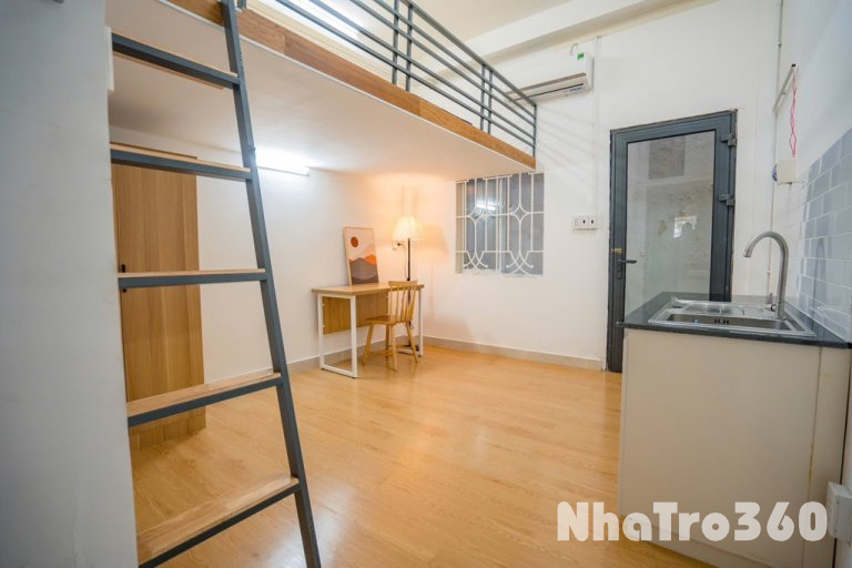 Duplex full nội thất cho hssv ở Quận 1