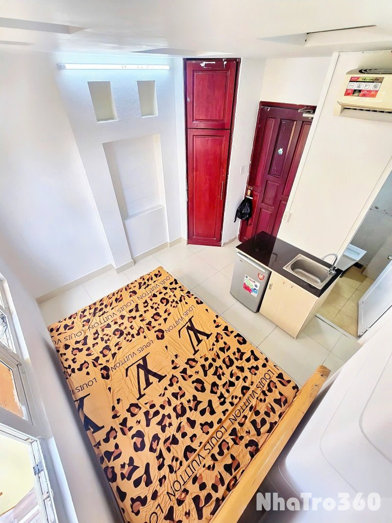 Cho thuê căn hộ Studio Cửa sổ thoáng Q4 gần ĐH Luật, ĐH Nguyễn Tất Thành