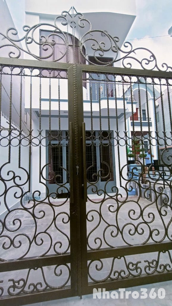 :nhà 7 triệu 3 phòng ngủ có sân đậu ô tô gần bệnh viện Phụ Sản Cần Thơ