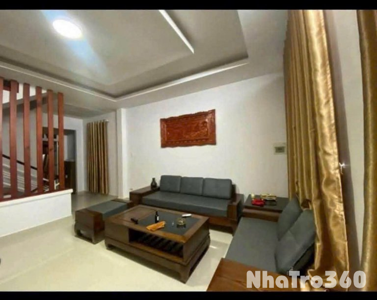 CHO THUÊ VILLA FULL NỘI THẤT 4 PHÒNG NGỦ CAO THẮNG TP ĐÀ LẠT 15TR/THÁNG