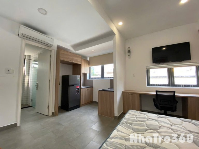 Cho thuê căn hộ Studio Cửa sổ thoáng Q1 gần chợ Bến Thành, Bitexco, Takashimaya, cầu Calmette