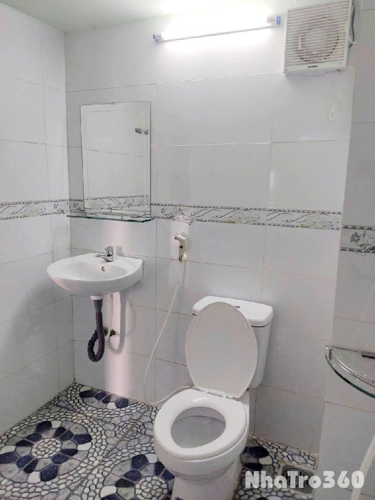 Cho Nữ Thuê Phòng Ngay ĐH Ngoại Thương