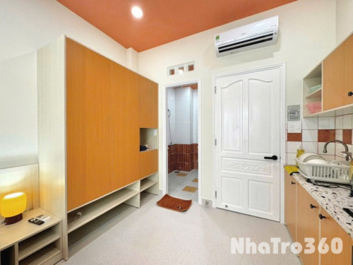 Căn Hộ Ban Công Mới 100% Ngay UEH Quận 5