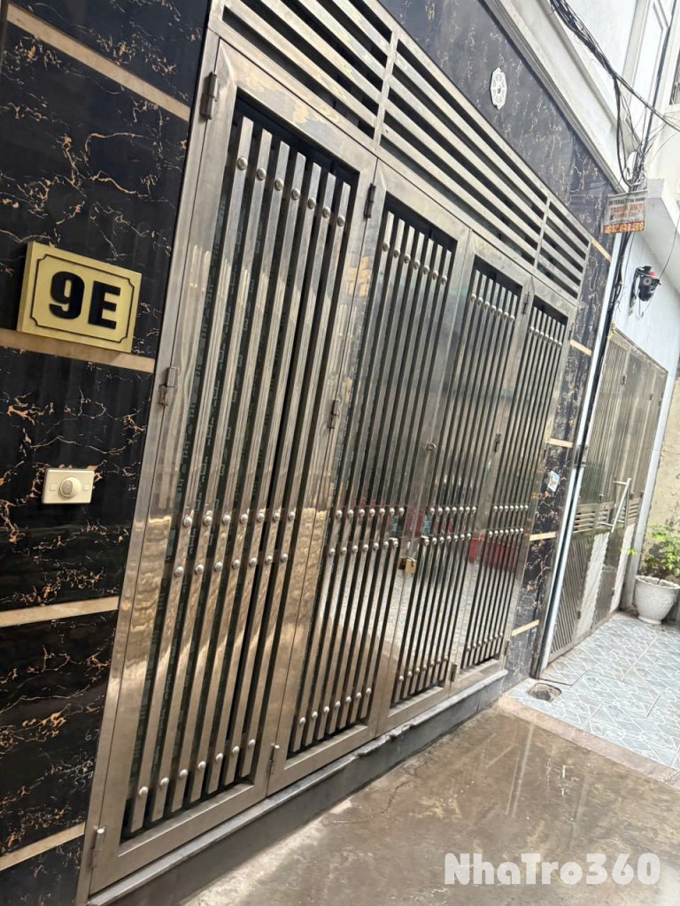 Cho thuê nhà nguyên căn 649 Lĩnh Nam, Diện tích 30m2 x  5 tầng - 3 ngủ to, 12 triệu/th