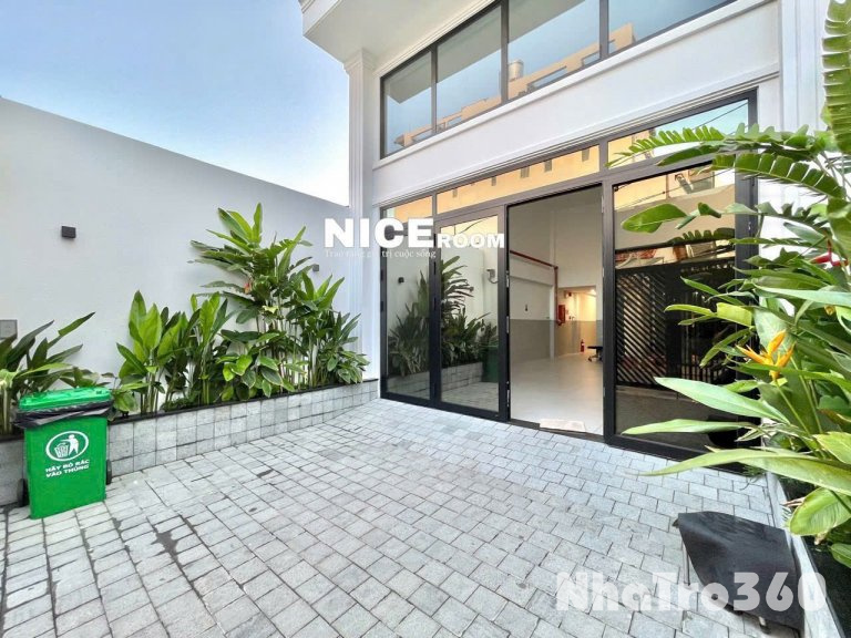 Studio Ban Công Rộng – Full Nội Thất Mới 100% Ngay Trung Tâm Quận 7, Gần Lotte, RMIT, TDTU