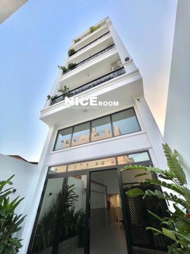 Studio Ban Công Rộng – Full Nội Thất Mới 100% Ngay Trung Tâm Quận 7, Gần Lotte, RMIT, TDTU