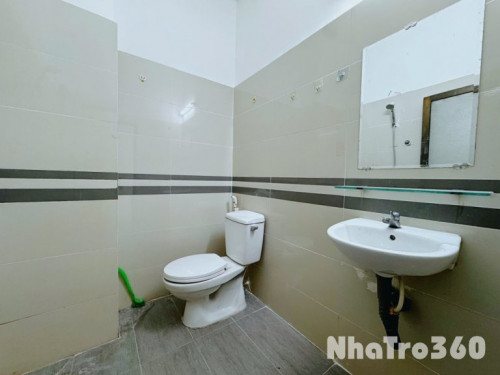 Studio cửa sổ full nội thất