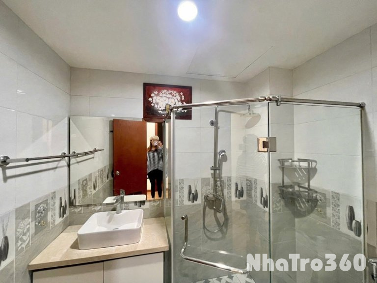 1N1K Võng Thị, Tây Hồ