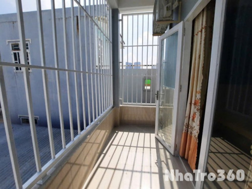 Cho thuê căn hộ 1PN Ban công Q4 gần cầu Ông Lãnh, cầu Kênh Tẻ, ĐH Luật, ĐH Nguyễn Tất Thành