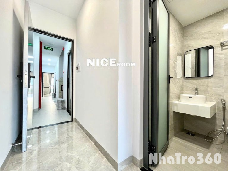 Studio Ban Công Rộng – Full Nội Thất Mới 100% Ngay Trung Tâm Quận 7, Gần Lotte, RMIT, TDTU