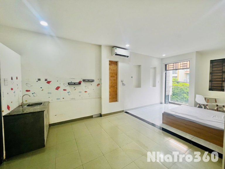 Full nội thất, bancol, tự do, giá rẻ