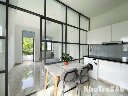 Cho thuê căn hộ 1 Phòng ngủ Ban công Q1 gần cầu Bông, chợ Tân Định, nhà thờ Tân Định