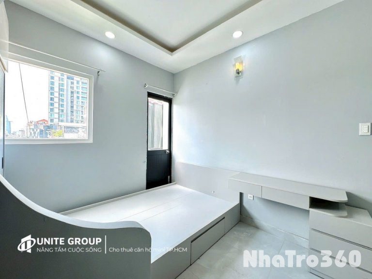 Căn hộ mới, ban công thoáng mát, Full nội thất Q1