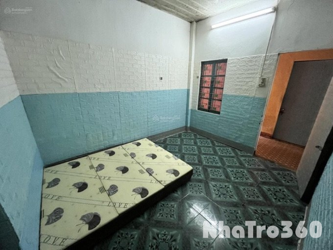 Nhà trọ còn 1 phòng trống