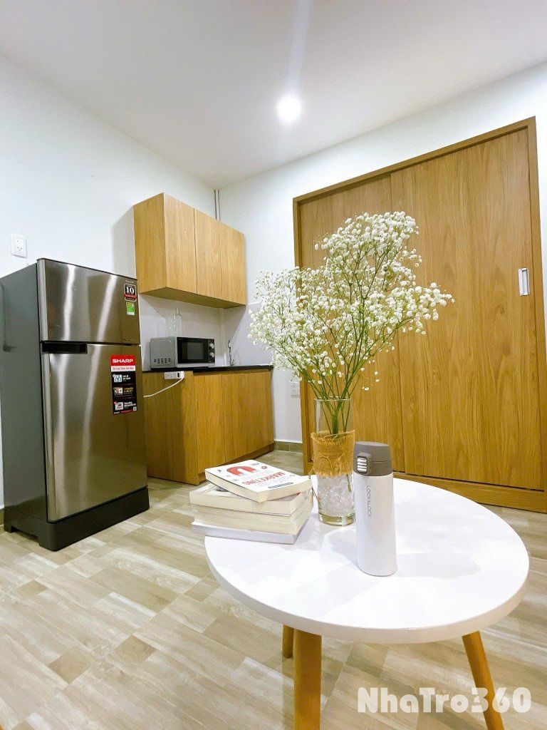 Cho thuê căn hộ Studio Ban công, View đẹp Q1 gần Phố Nguyễn Huệ, Bitexco, nhà hát Thành Phố, Bến Bạch Đằng