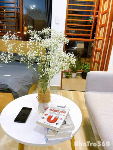 Cho thuê căn hộ Studio Ban công, View đẹp Q1 gần Phố Nguyễn Huệ, Bitexco, nhà hát Thành Phố, Bến Bạch Đằng