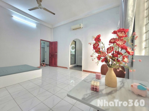 🔥Cho thuê phòng trọ Q10 full nội thất, ban công
