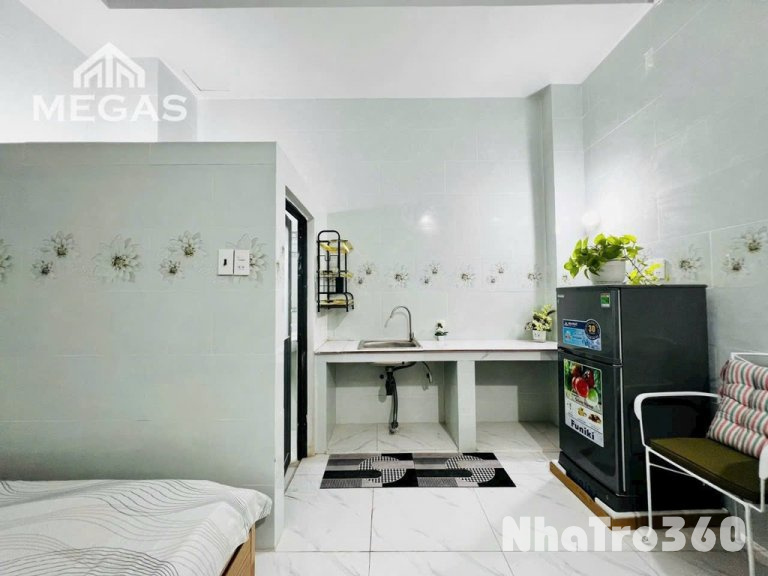 THUÊ LẸ HONG CHỦ LÊN DÁ