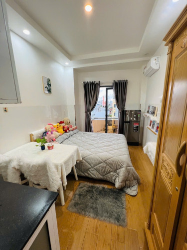 Cho thuê căn hộ Studio Ban công thoáng Q4 gần ĐH Luật, ĐH Nguyễn Tất Thành, cầu Tân Thuận, cầu Khánh Hội