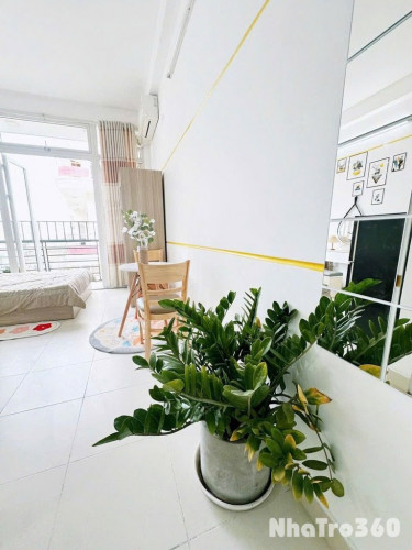 STUDIO RỘNG RÃI, BAN CÔNG THOÁNG, ĐẦU ĐỦ TIỆN NGHI