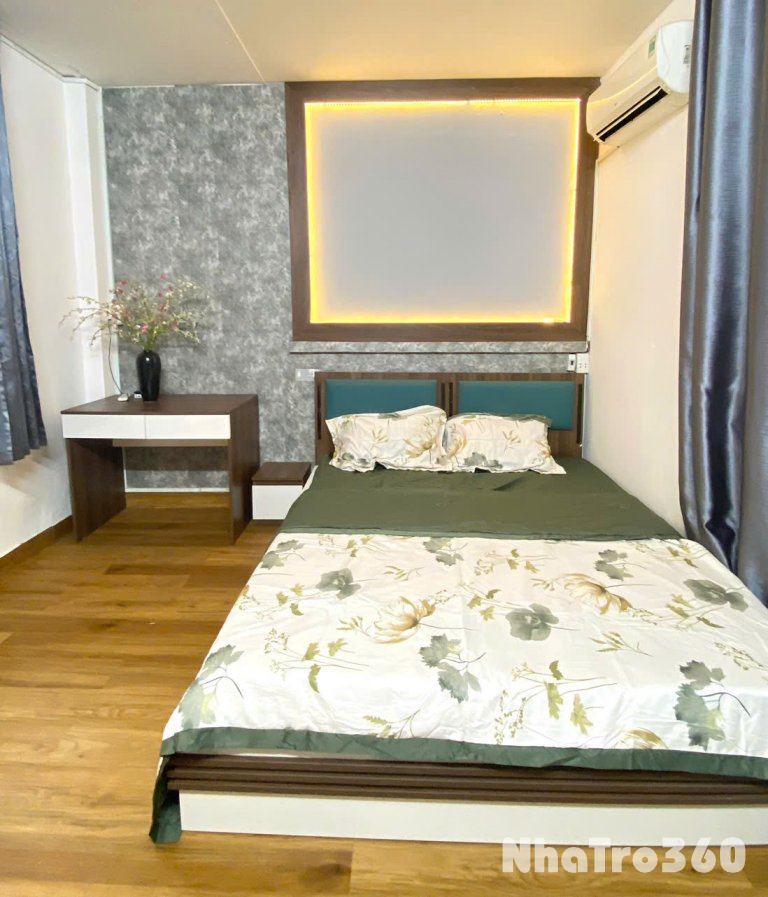 Căn hộ tách bếp có máy giặt riêng ngay quận 1, cửa sổ đón nắng, gần Đại học UEH, Hoa Sen