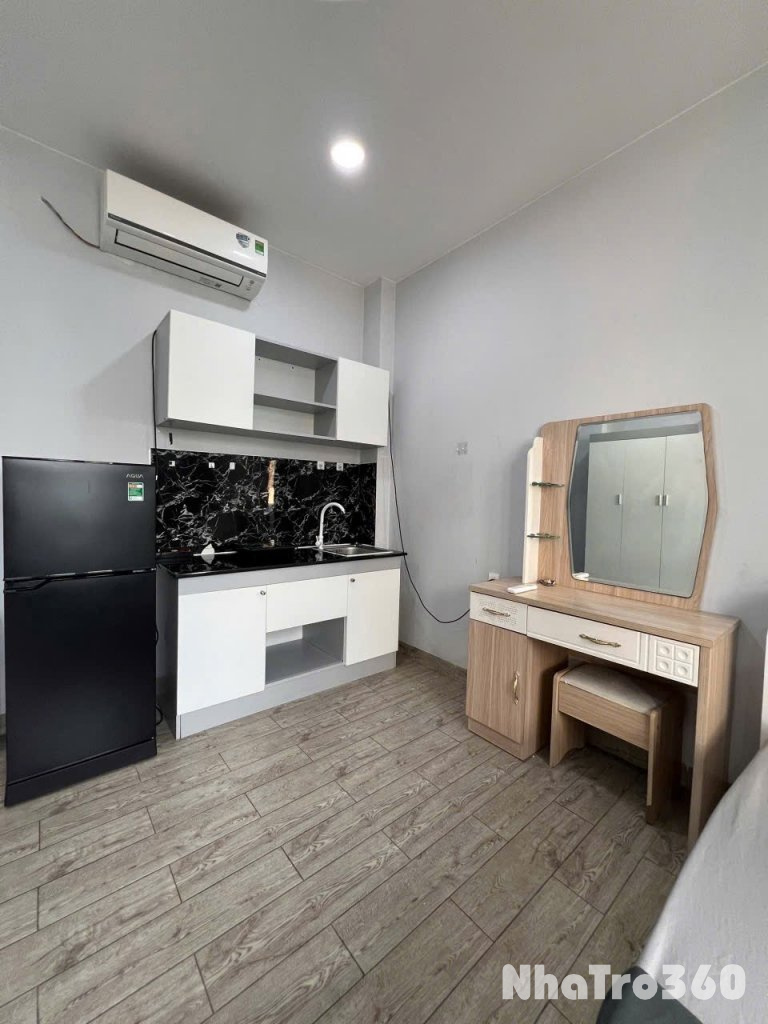 Cho thuê căn hộ Quận 1, đường Trần Đình Xu, gần ĐH Văn Lang, Công viên 23/9, Cầu Ông Lãnh